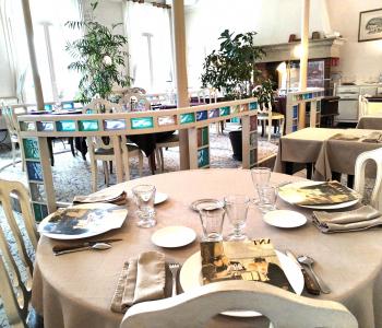 Vends restaurant 90 couverts centre-ville Fougères image 1