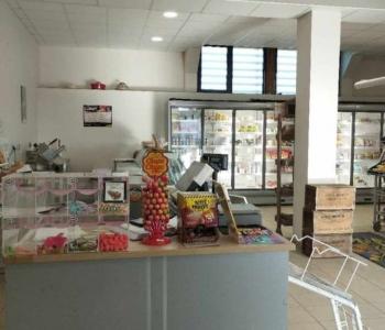 À Vendre épicerie multiservices dans le Loiret, belle affaire avec du potentiel de développement. image 1