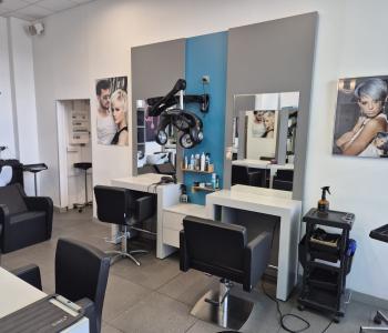 Salon de coiffure à reprendre ; belle affaire avec clientèle fidèle et potentiel. image 2