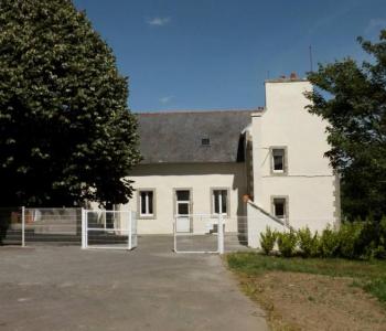 Gite de groupe avec vue panoramique sur les montagnes noires en Bretagne image 2