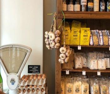 Recherche gérance de commerce type épicerie fine, cave à vin image 1