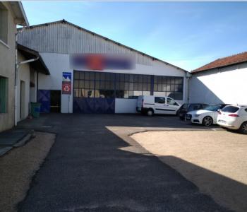 A vendre ensemble garage de réparations automobiles + maison d'habitation ; rentable ; dans la Drôme image 1