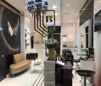 Salon de Coiffure, de Beauté et d'Esthétique de 3 étages au coeur de l'Avenue des Champs-Elysées image 1