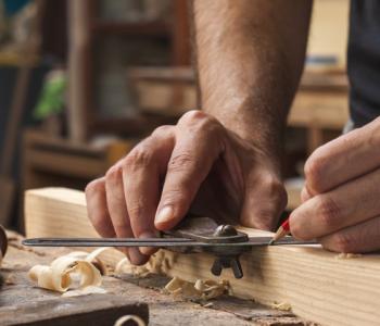 Travail du bois et fabrication d'articles en bois et en liège Taverny